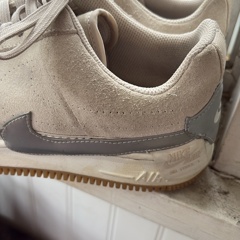 RARE Nike Air Force 1 Jester Lo in Desert Sand - Picture 6 of 9